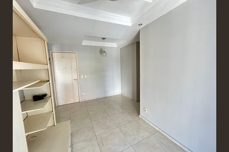 Apartamento para alugar com 65m², 2 quartos e 1 vagaSala