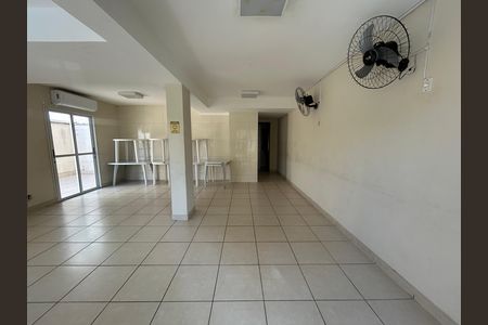 Apartamento para alugar com 65m², 2 quartos e 1 vagaÁrea comum - Salão de festas