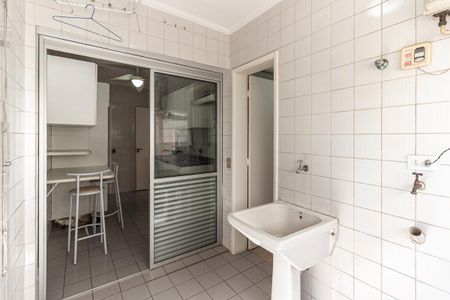Apartamento à venda com 88m², 3 quartos e 2 vagas Apartamento à venda com 88m², 3 quartos e 2 vagasÁrea de Serviço