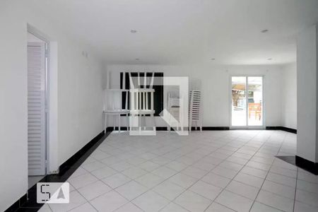 Apartamento à venda com 88m², 3 quartos e 2 vagas Apartamento à venda com 88m², 3 quartos e 2 vagasSalão de Festas