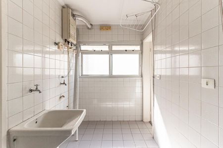 Apartamento à venda com 88m², 3 quartos e 2 vagas Apartamento à venda com 88m², 3 quartos e 2 vagasÁrea de Serviço