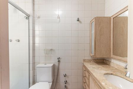 Apartamento à venda com 88m², 3 quartos e 2 vagas Apartamento à venda com 88m², 3 quartos e 2 vagasBanheiro da Suíte