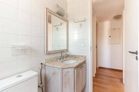 Apartamento à venda com 88m², 3 quartos e 2 vagas Apartamento à venda com 88m², 3 quartos e 2 vagasBanheiro Social