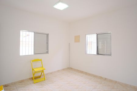 Casa para alugar com 71m², 2 quartos e 1 vagaQuarto 1