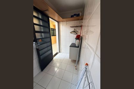 Casa à venda com 168m², 4 quartos e 2 vagas Casa à venda com 168m², 4 quartos e 2 vagasÁrea de Serviço
