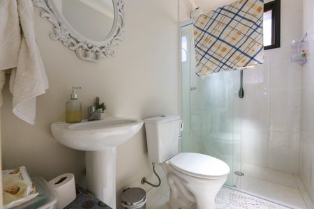 Apartamento para alugar com 74m², 2 quartos e 1 vaga Apartamento para alugar com 74m², 2 quartos e 1 vagaBanheiro