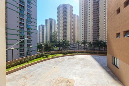 Vista da Varanda da Sala de apartamento para alugar com 2 quartos, 74m² em Jardim Maria Rosa, Taboão da Serra