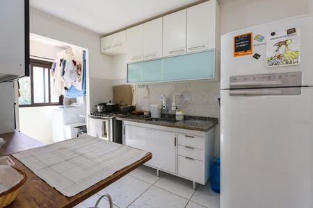 Apartamento para alugar com 74m², 2 quartos e 1 vaga Apartamento para alugar com 74m², 2 quartos e 1 vagaCozinha