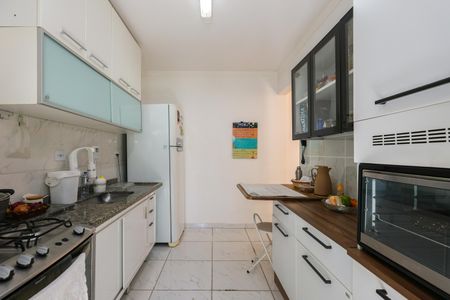Apartamento para alugar com 74m², 2 quartos e 1 vaga Apartamento para alugar com 74m², 2 quartos e 1 vagaCozinha