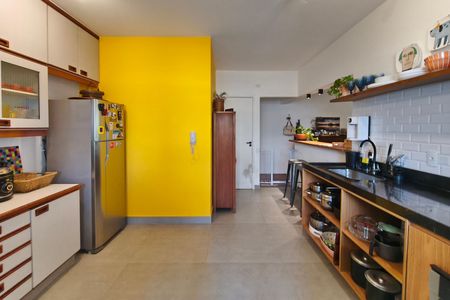 Apartamento à venda com 110m², 3 quartos e 1 vaga Apartamento à venda com 110m², 3 quartos e 1 vagaCozinha
