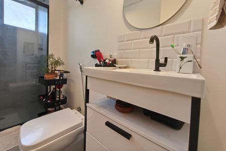 Apartamento à venda com 110m², 3 quartos e 1 vaga Apartamento à venda com 110m², 3 quartos e 1 vagaBanheiro Suíte