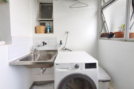 Apartamento à venda com 110m², 3 quartos e 1 vaga Apartamento à venda com 110m², 3 quartos e 1 vagaÁrea de Serviço