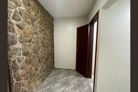 Casa para alugar com 100m², 2 quartos e 2 vagas