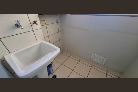 Apartamento para alugar com 67m², 2 quartos e 1 vagaÁrea de Serviço
