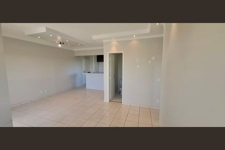 Apartamento para alugar com 67m², 2 quartos e 1 vagaSala