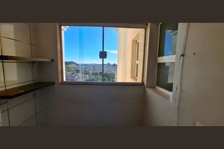 Apartamento para alugar com 67m², 2 quartos e 1 vagaÁrea de Serviço