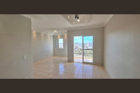Apartamento para alugar com 67m², 2 quartos e 1 vagaSala