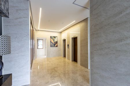 Apartamento à venda com 45m², 1 quarto e sem vaga Apartamento à venda com 45m², 1 quarto e sem vagaHall Térreo
