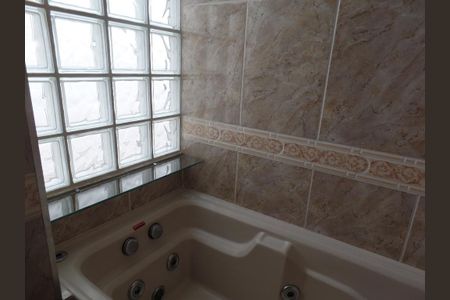 Banheiro  de casa à venda com 3 quartos, 144m² em Planalto Paulista, São Paulo