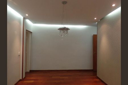Sala de casa à venda com 3 quartos, 144m² em Planalto Paulista, São Paulo