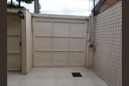 Garagem de casa à venda com 3 quartos, 144m² em Planalto Paulista, São Paulo