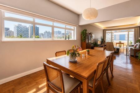 Apartamento à venda com 160m², 3 quartos e 2 vagasSala