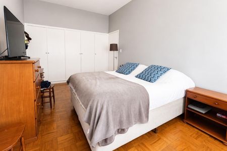 Apartamento à venda com 160m², 3 quartos e 2 vagasDormitório - Suíte