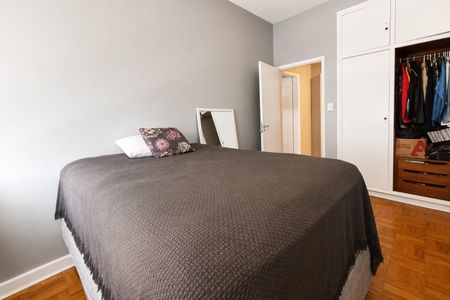 Apartamento à venda com 160m², 3 quartos e 2 vagasDormitório 2