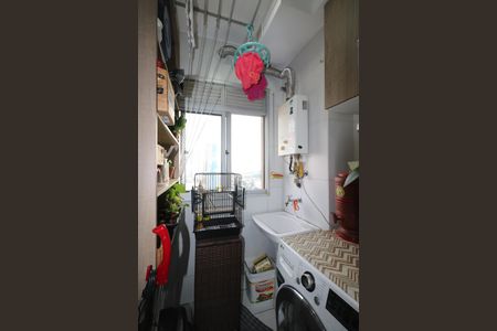 Apartamento à venda com 44m², 2 quartos e 1 vaga Apartamento à venda com 44m², 2 quartos e 1 vagaÁrea de Serviço