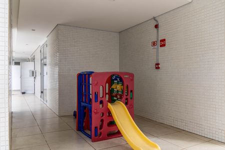 Apartamento à venda com 2 quartos, 137m² em Gutierrez, Belo Horizonte
