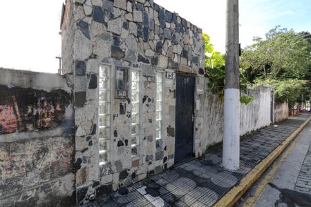 Casa para alugar com 54m², 1 quarto e sem vaga Casa para alugar com 54m², 1 quarto e sem vagaFachada