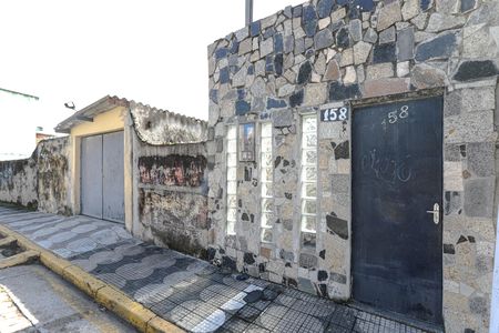 Casa para alugar com 54m², 1 quarto e sem vaga Casa para alugar com 54m², 1 quarto e sem vagaFachada