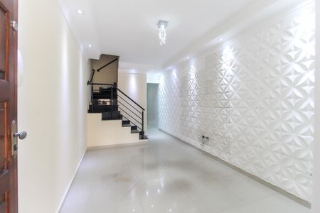 Sala de casa de condomínio para alugar com 2 quartos, 60m² em Parada Xv de Novembro, São Paulo