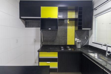 Casa de condomínio para alugar com 60m², 2 quartos e 1 vaga Casa de condomínio para alugar com 60m², 2 quartos e 1 vagaCozinha