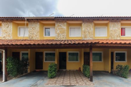 Casa de condomínio para alugar com 60m², 2 quartos e 1 vaga Casa de condomínio para alugar com 60m², 2 quartos e 1 vagaGaragem