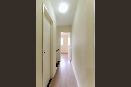 Casa de condomínio para alugar com 60m², 2 quartos e 1 vaga Casa de condomínio para alugar com 60m², 2 quartos e 1 vagaCorredor
