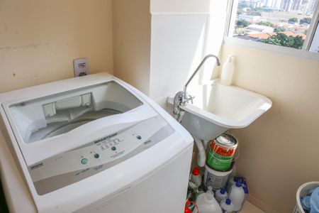 Apartamento para alugar com 44m², 2 quartos e sem vaga Apartamento para alugar com 44m², 2 quartos e sem vagaCozinha e Área de Serviço