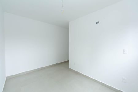 Apartamento à venda com 75m², 2 quartos e 2 vagas Apartamento à venda com 75m², 2 quartos e 2 vagasQUARTO2