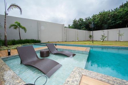 Apartamento à venda com 75m², 2 quartos e 2 vagas Apartamento à venda com 75m², 2 quartos e 2 vagasPISCINA
