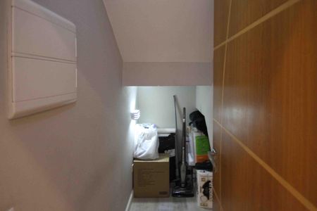 Casa à venda com 192m², 2 quartos e 3 vagas Casa à venda com 192m², 2 quartos e 3 vagasDispensa
