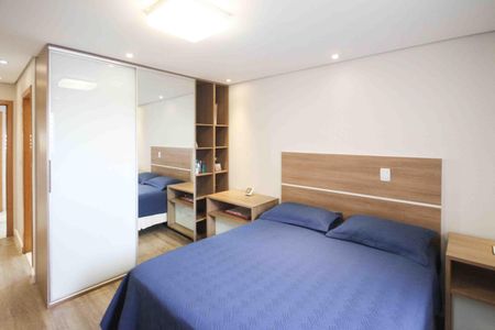 Casa à venda com 192m², 2 quartos e 3 vagas Casa à venda com 192m², 2 quartos e 3 vagasSuite
