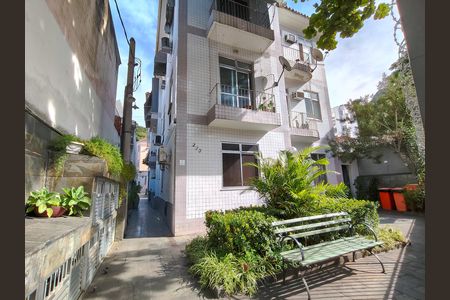 Apartamento à venda com 56m², 2 quartos e sem vaga Apartamento à venda com 56m², 2 quartos e sem vagaFachada do Prédio