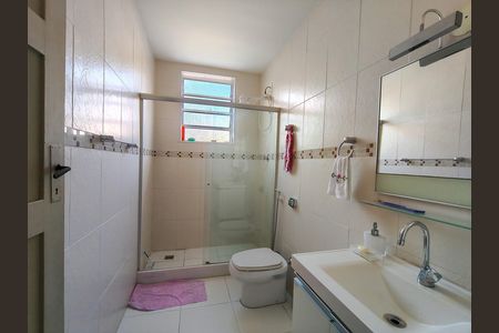 Apartamento à venda com 56m², 2 quartos e sem vaga Apartamento à venda com 56m², 2 quartos e sem vagaBanheiro Corredor