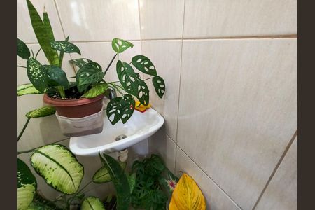 Apartamento à venda com 56m², 2 quartos e sem vaga Apartamento à venda com 56m², 2 quartos e sem vagaBanheiro de serviço