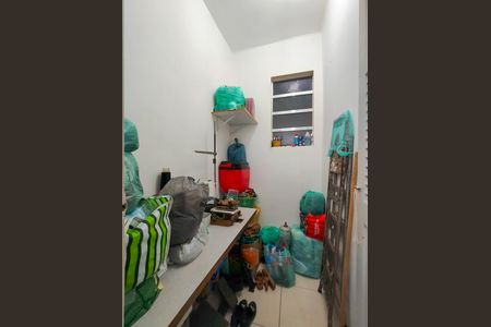 Apartamento à venda com 56m², 2 quartos e sem vaga Apartamento à venda com 56m², 2 quartos e sem vagaQuarto de Serviço