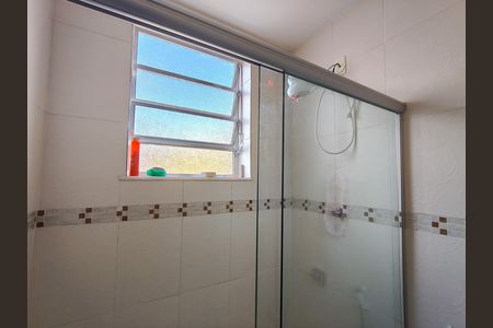 Apartamento à venda com 56m², 2 quartos e sem vaga Apartamento à venda com 56m², 2 quartos e sem vagaBanheiro Corredor