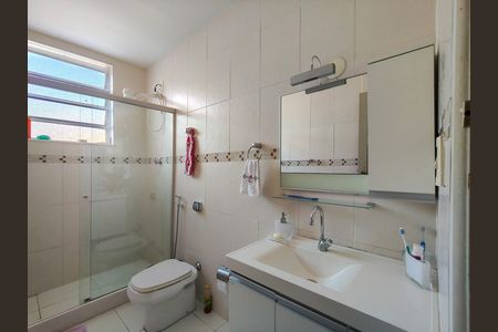 Apartamento à venda com 56m², 2 quartos e sem vaga Apartamento à venda com 56m², 2 quartos e sem vagaBanheiro Corredor