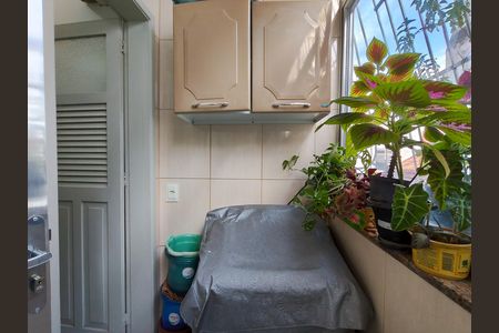 Apartamento à venda com 56m², 2 quartos e sem vaga Apartamento à venda com 56m², 2 quartos e sem vagaÁrea de Serviço