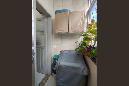 Apartamento à venda com 56m², 2 quartos e sem vaga Apartamento à venda com 56m², 2 quartos e sem vagaÁrea de Serviço