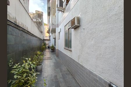 Apartamento à venda com 56m², 2 quartos e sem vaga Apartamento à venda com 56m², 2 quartos e sem vagaFachada do Prédio